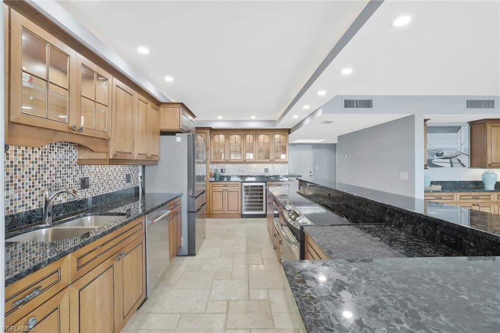 1100 N Collier BLVD # 920