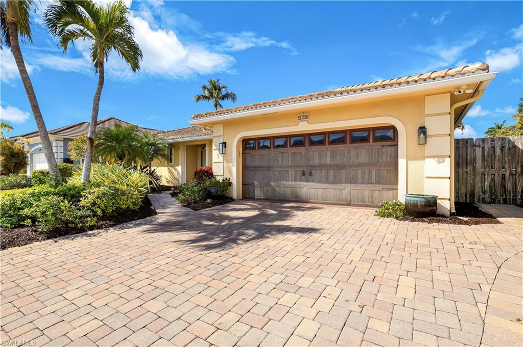 20 Hickory CT