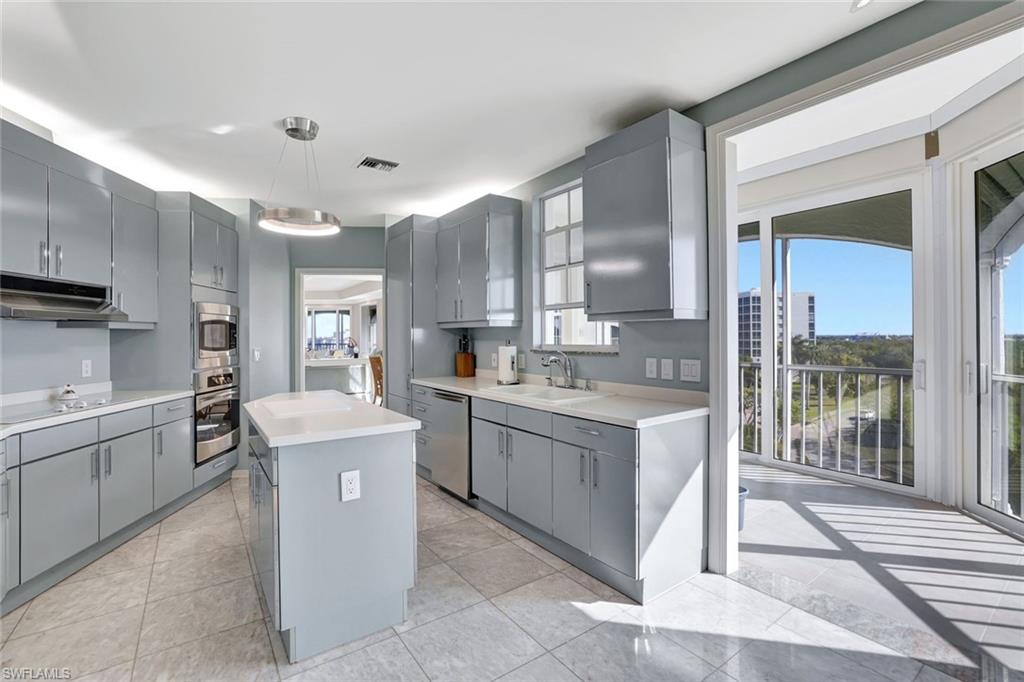 2000 Royal Marco WAY # 610 Unit: 2-610