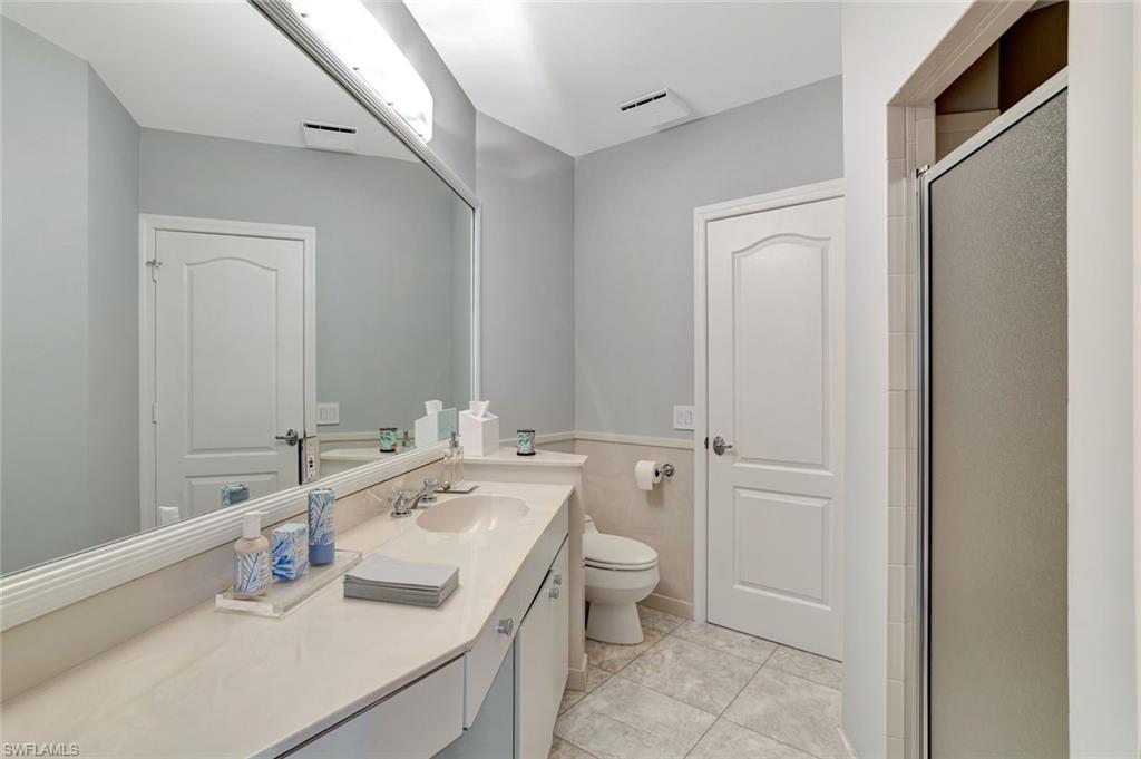 2000 Royal Marco WAY # 610 Unit: 2-610