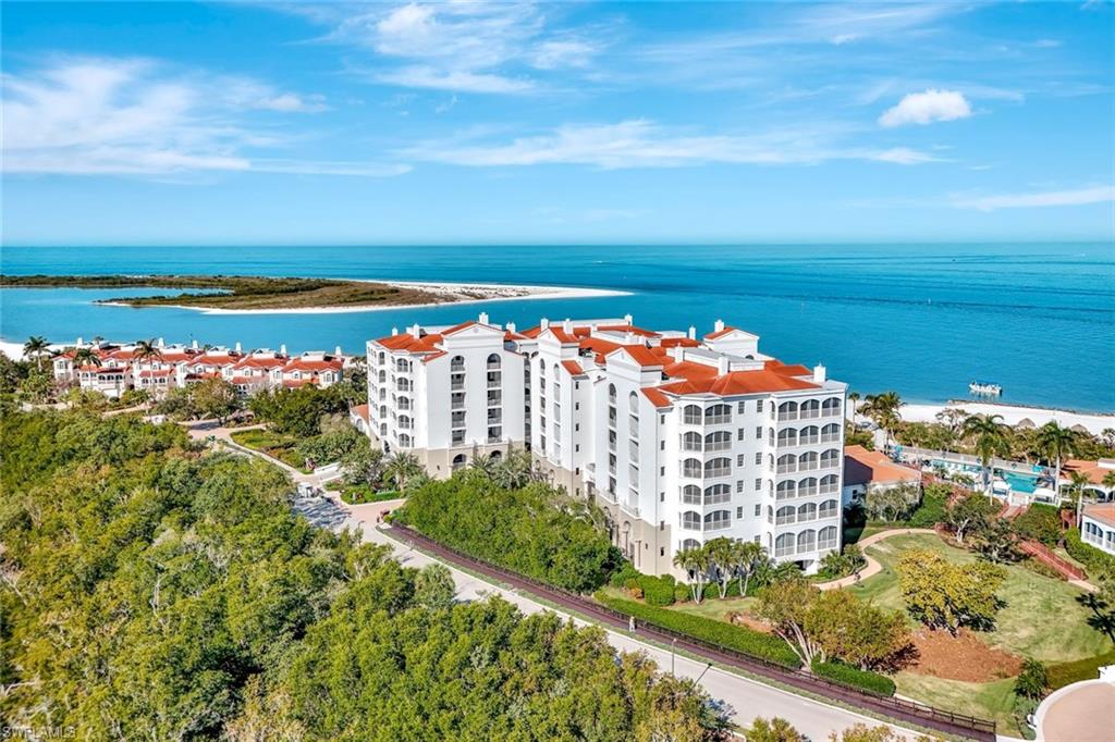 2000 Royal Marco WAY # 610 Unit: 2-610