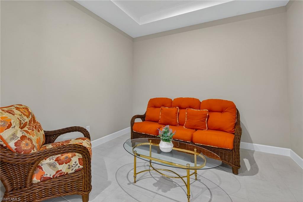 8025 Calle Canovas CT