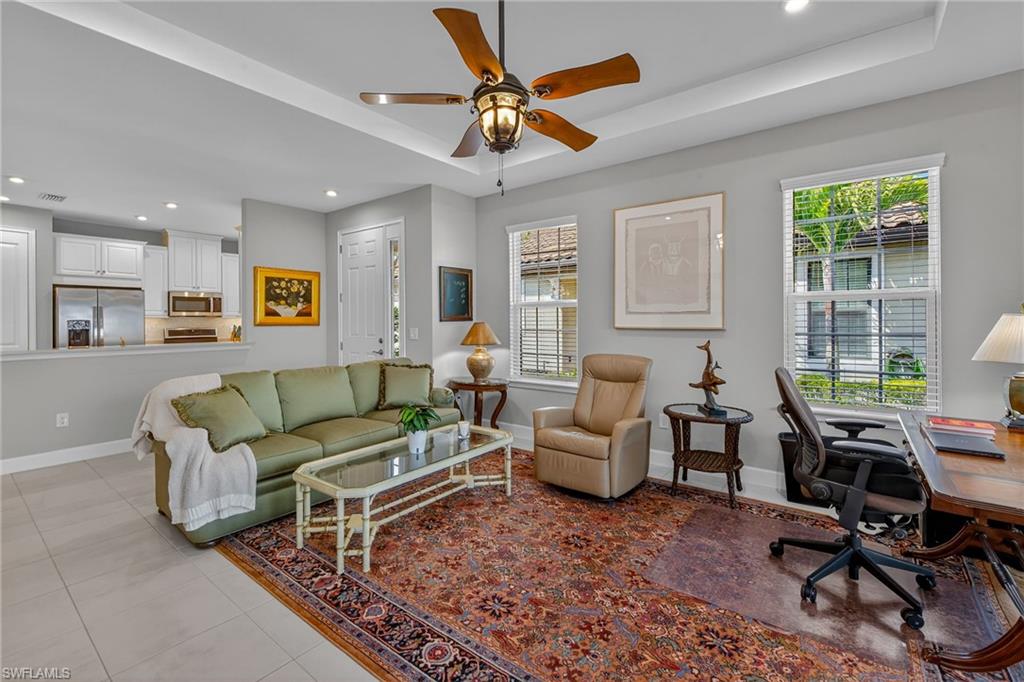 8025 Calle Canovas CT