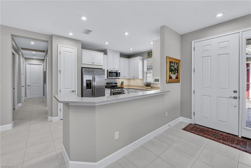 8025 Calle Canovas CT