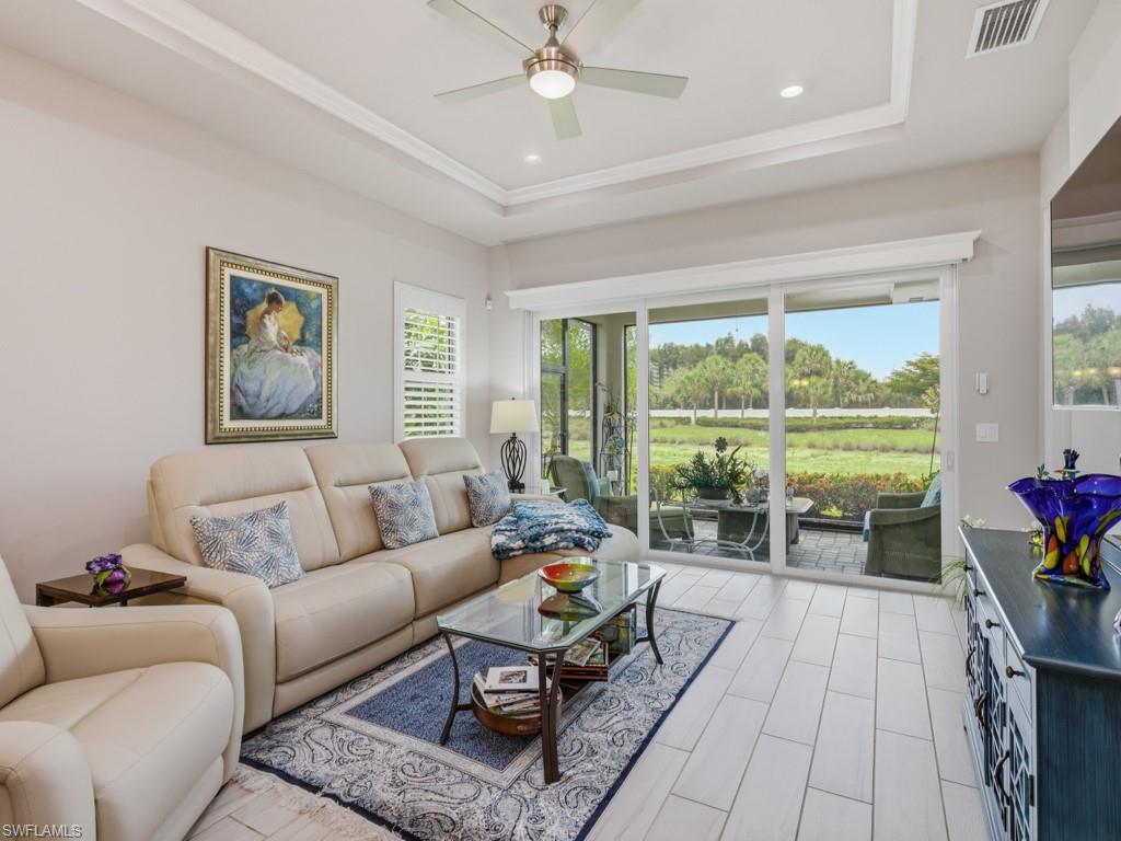 8947 Saint Lucia DR