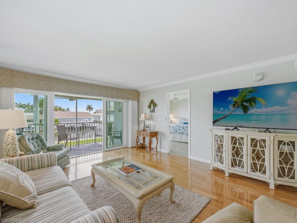 860 Panama CT 206