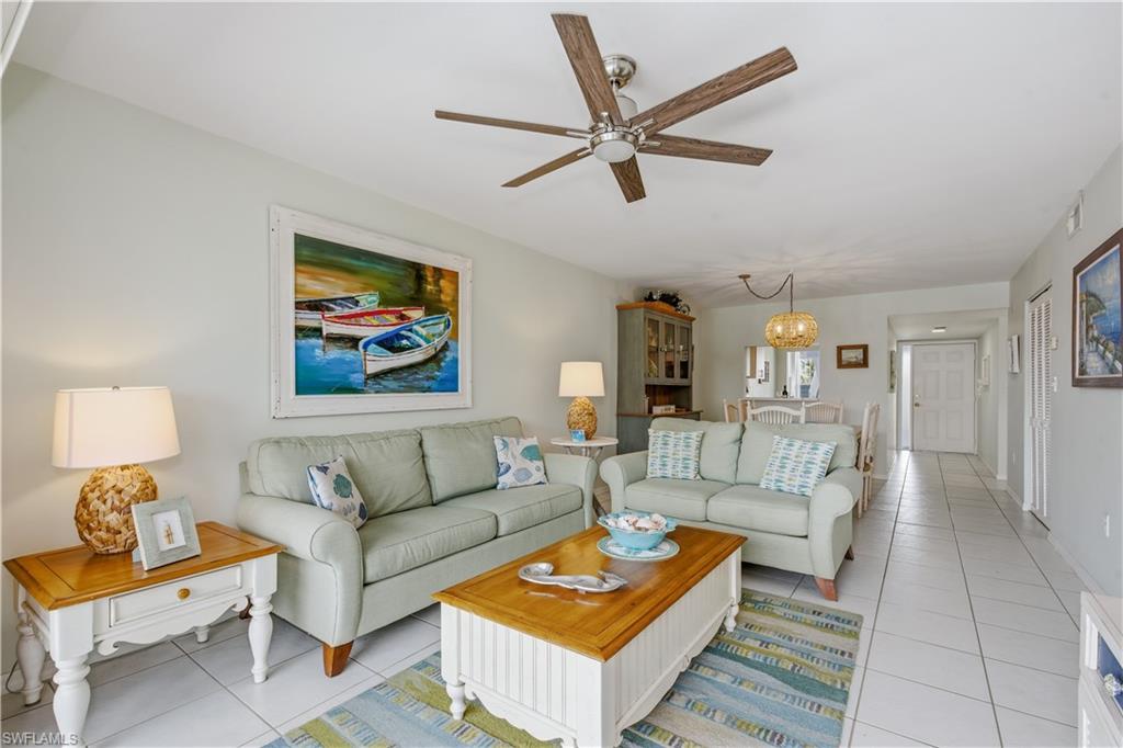 919 Huron CT 301