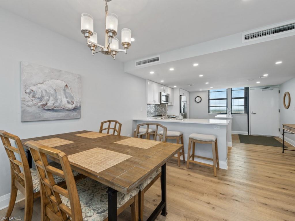 440 Seaview CT 1502
