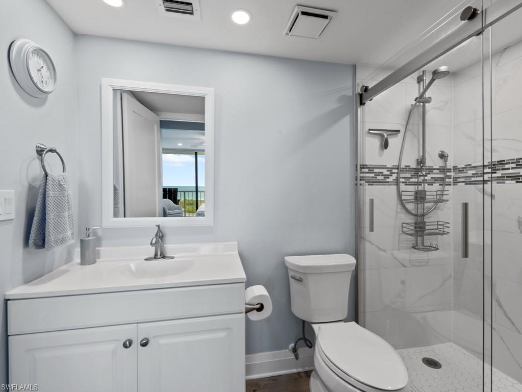 440 Seaview CT 1502