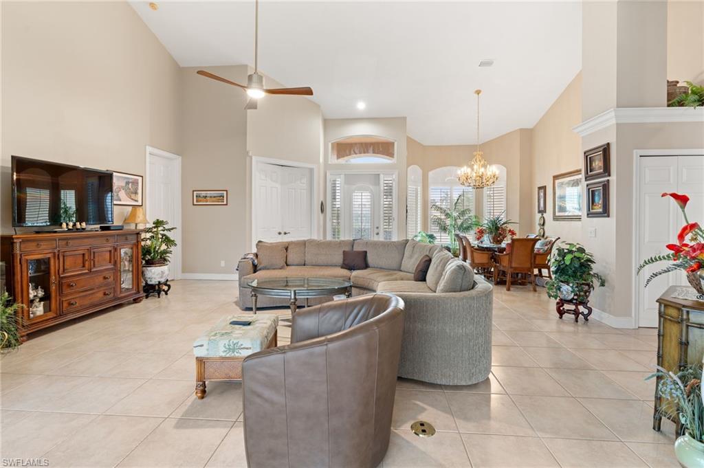 21 Hickory CT