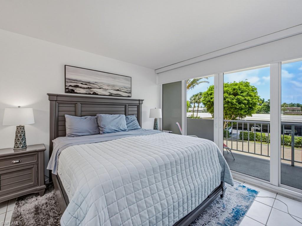 140 Seaview CT 204S
