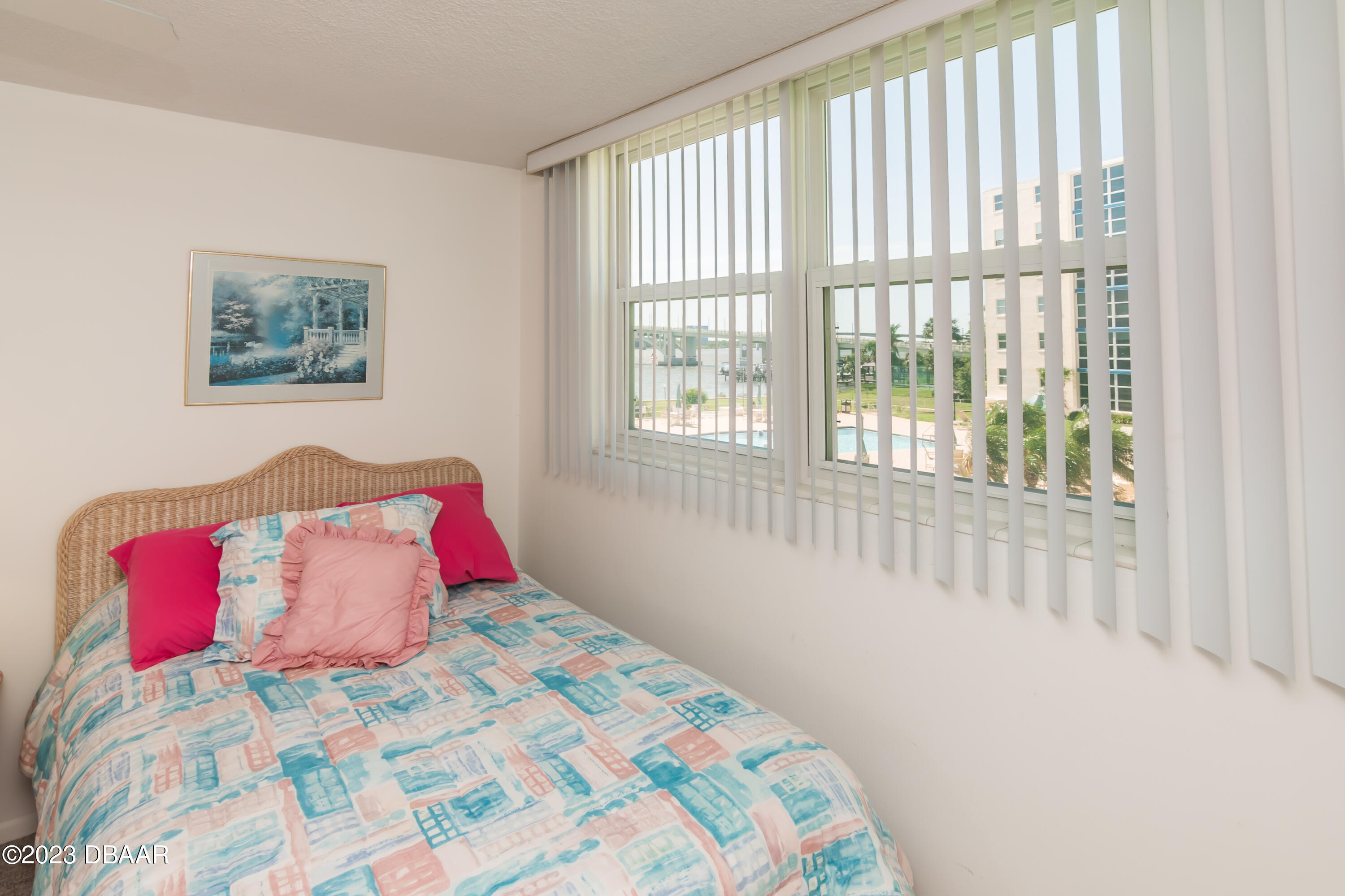 1224 S Peninsula Drive, 208