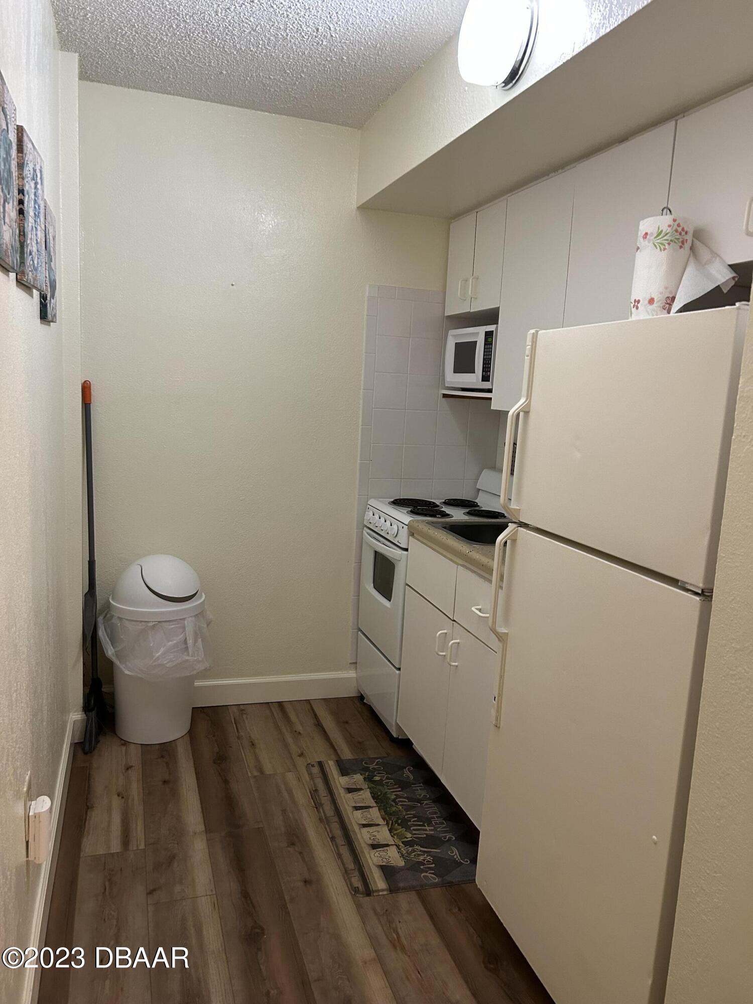 2301 S Atlantic Avenue, 231