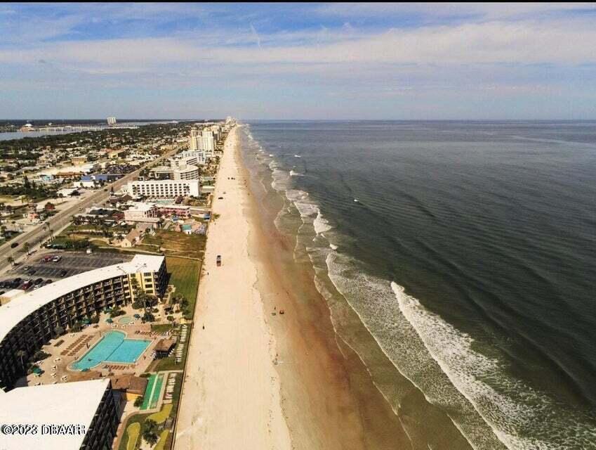 2301 S Atlantic Avenue, 231