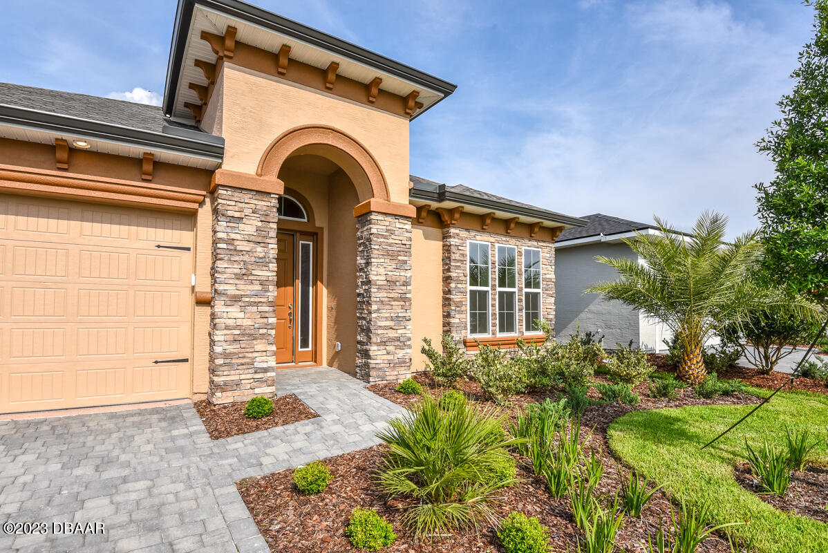 197 Mosaic Boulevard