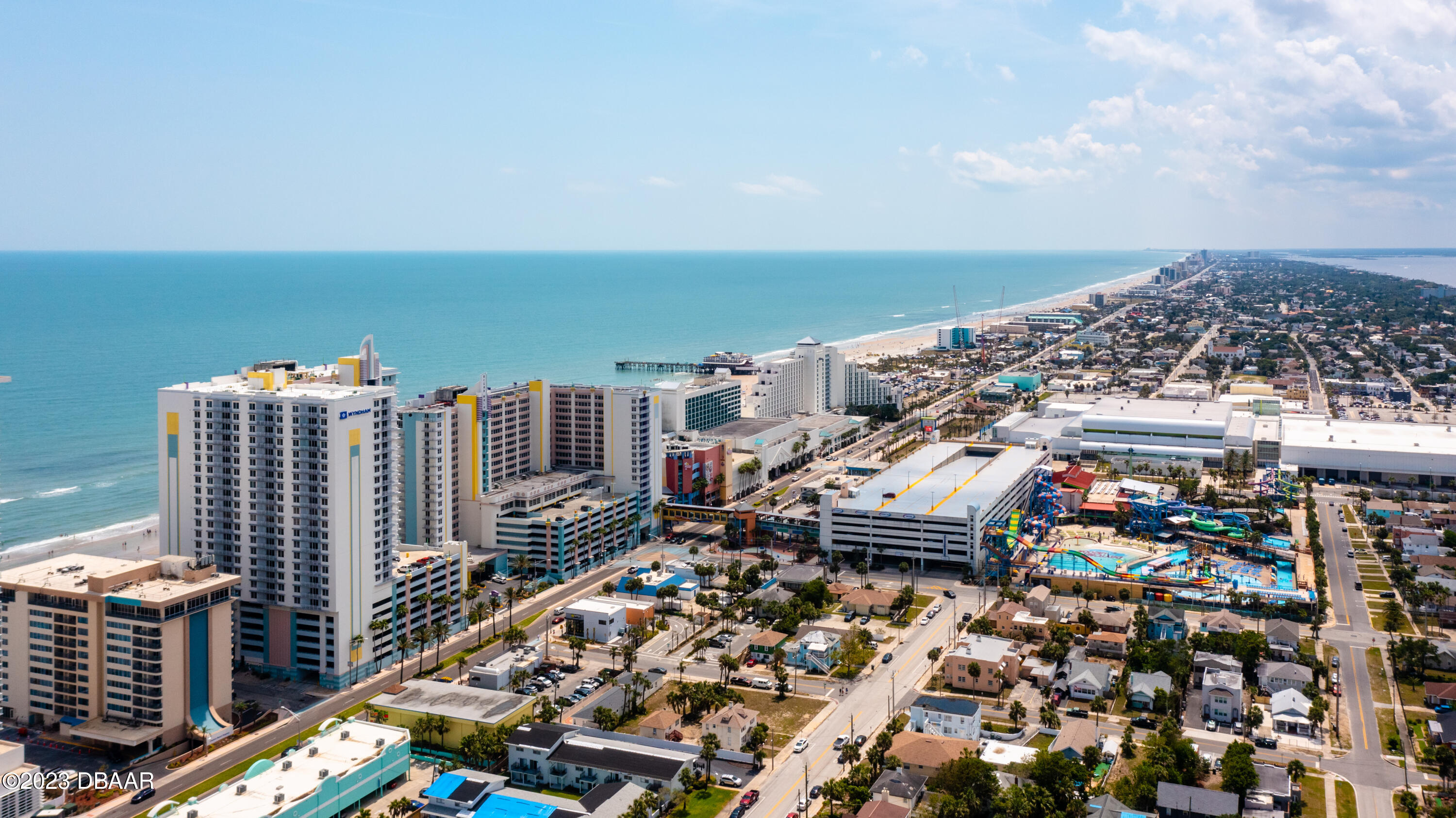 300 N Atlantic Avenue, 906