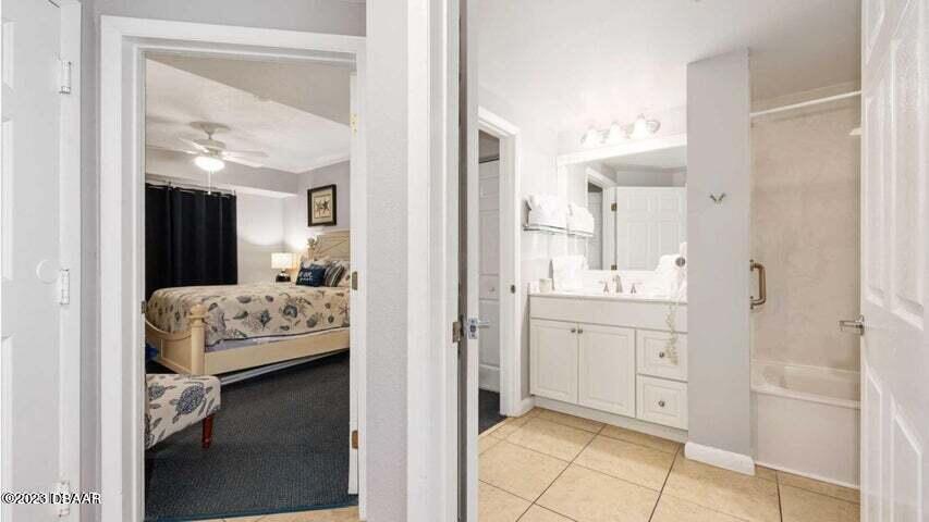 300 N Atlantic Avenue, 906