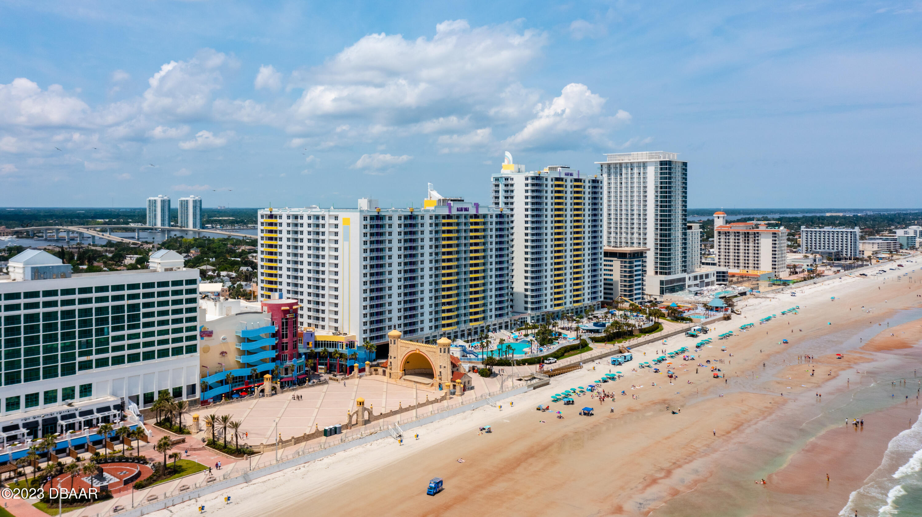 300 N Atlantic Avenue, 906