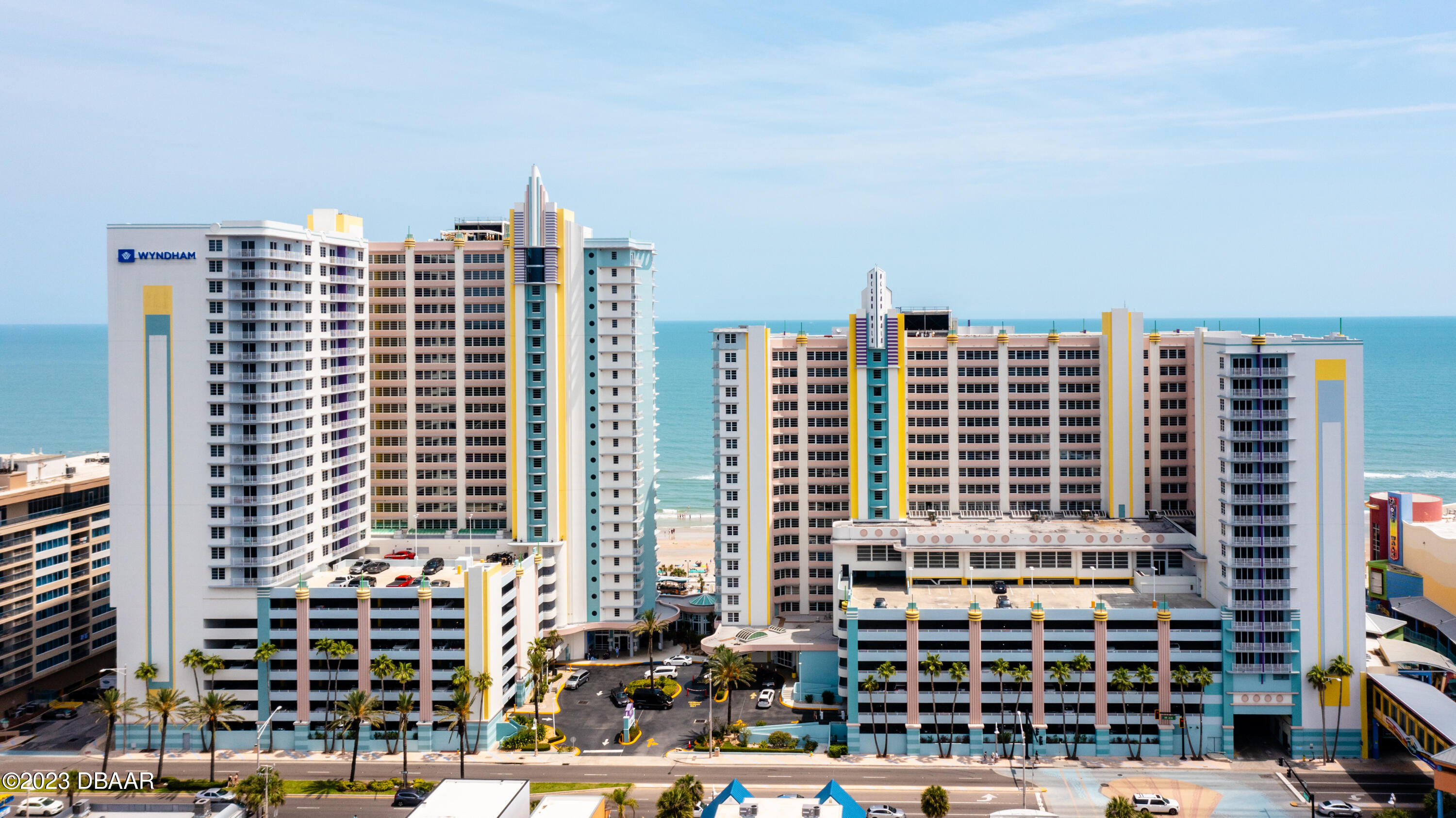 300 N Atlantic Avenue, 906