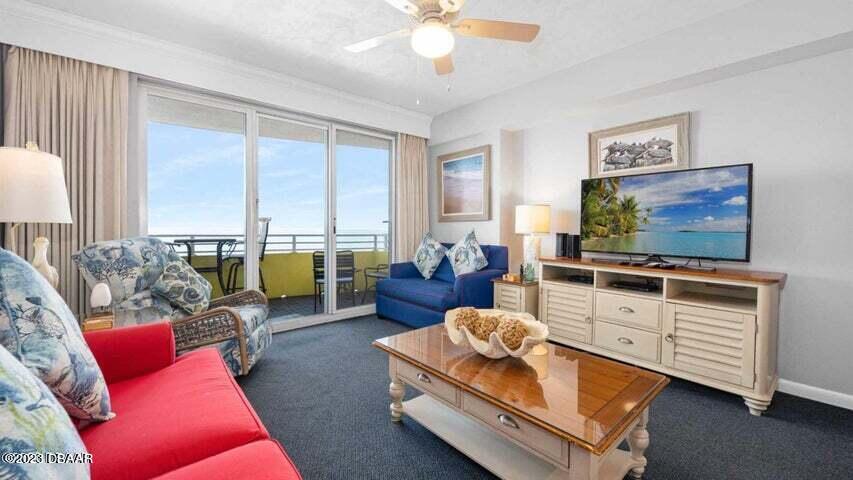 300 N Atlantic Avenue, 906