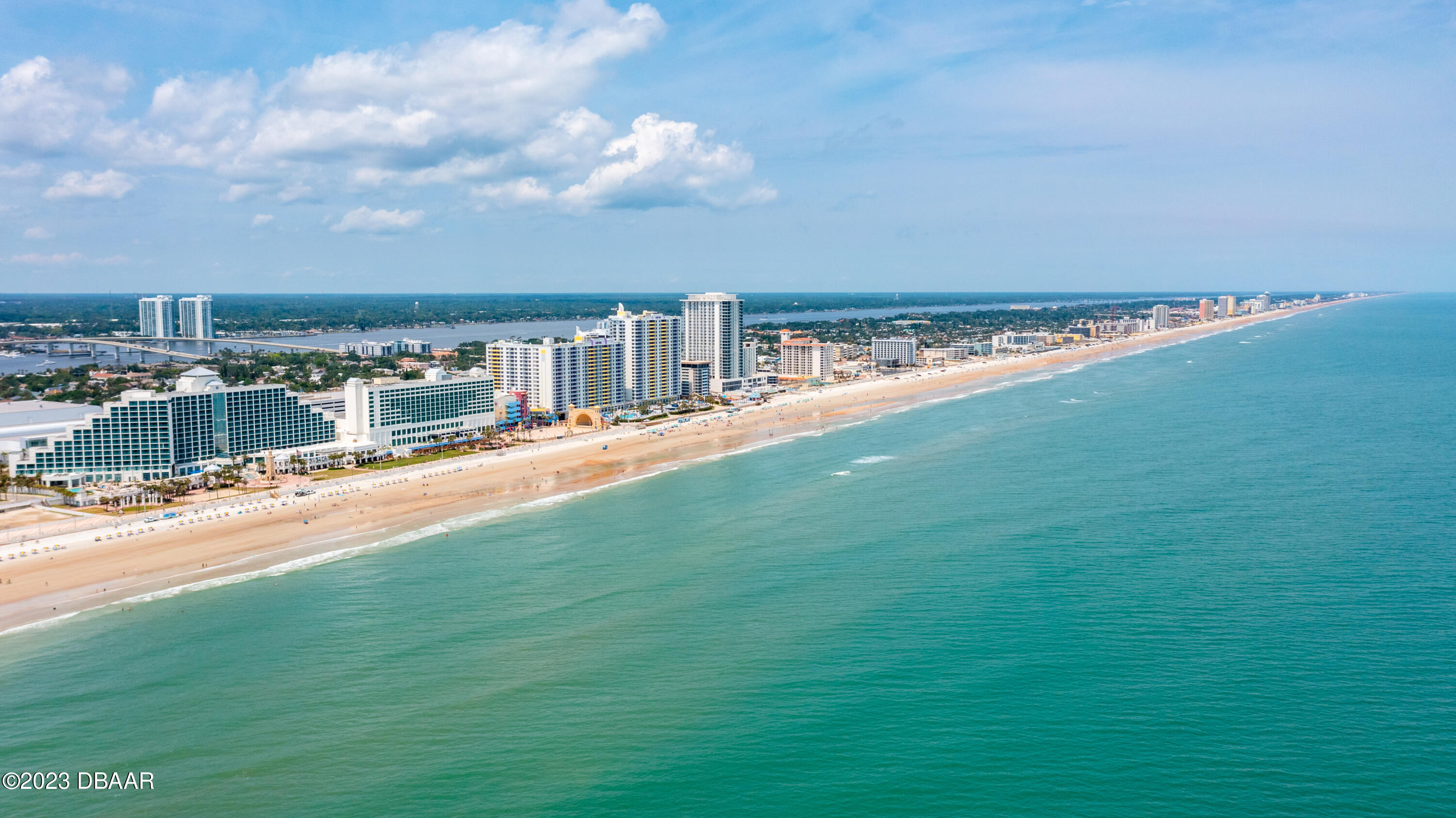 300 N Atlantic Avenue, 906