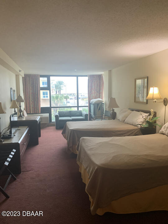 1909 S Atlantic Avenue, 202