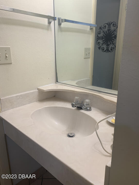 1909 S Atlantic Avenue, 202