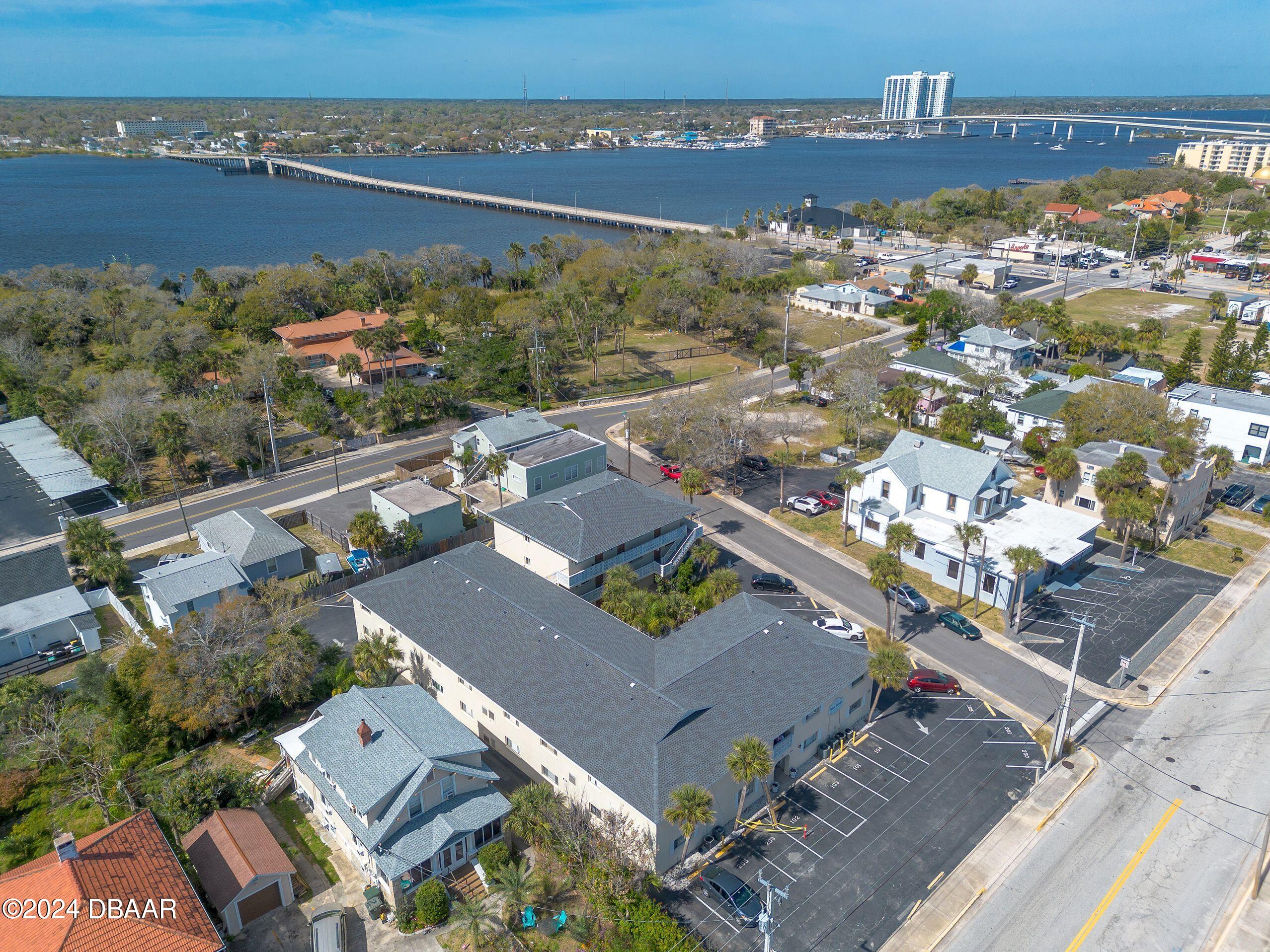 102 S Peninsula Drive, 204