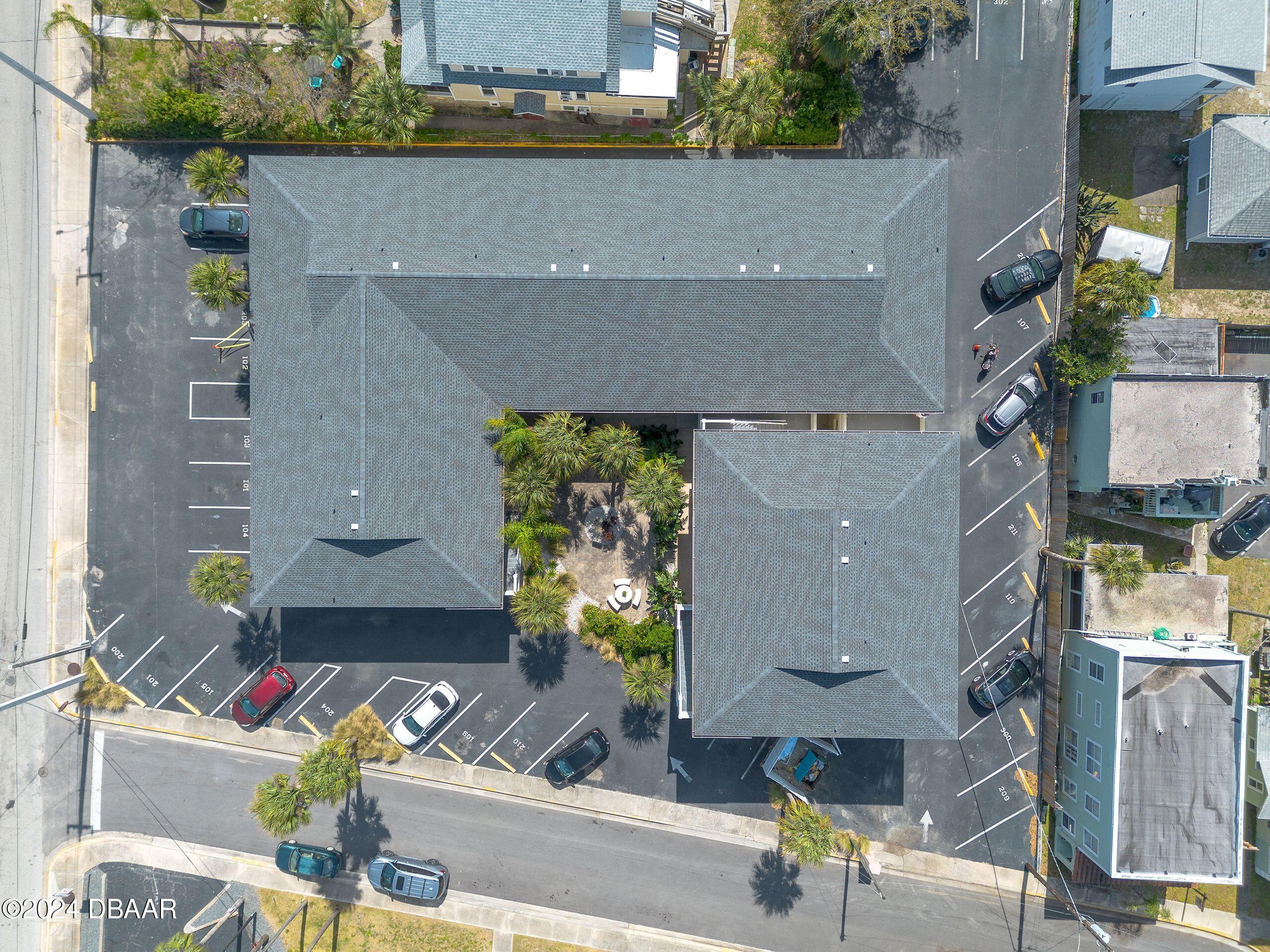 102 S Peninsula Drive, 204