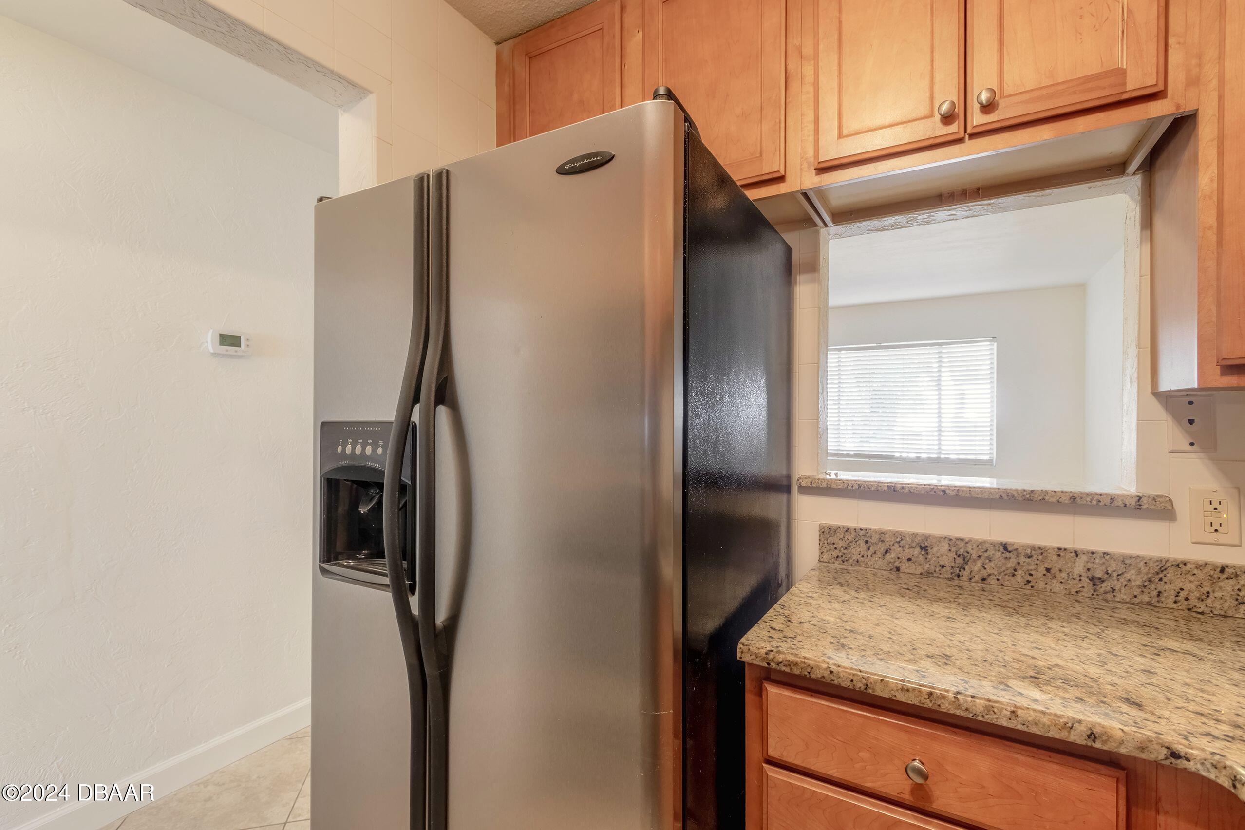 102 S Peninsula Drive, 208