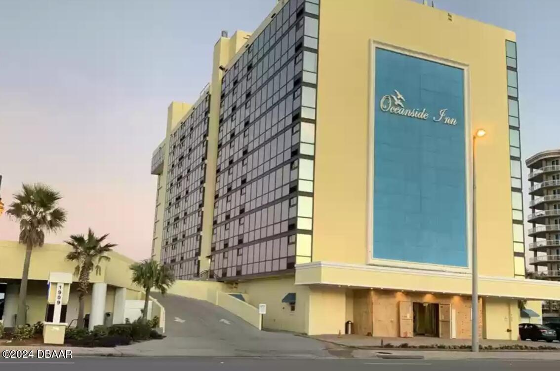 1909 S Atlantic Avenue, 203,204