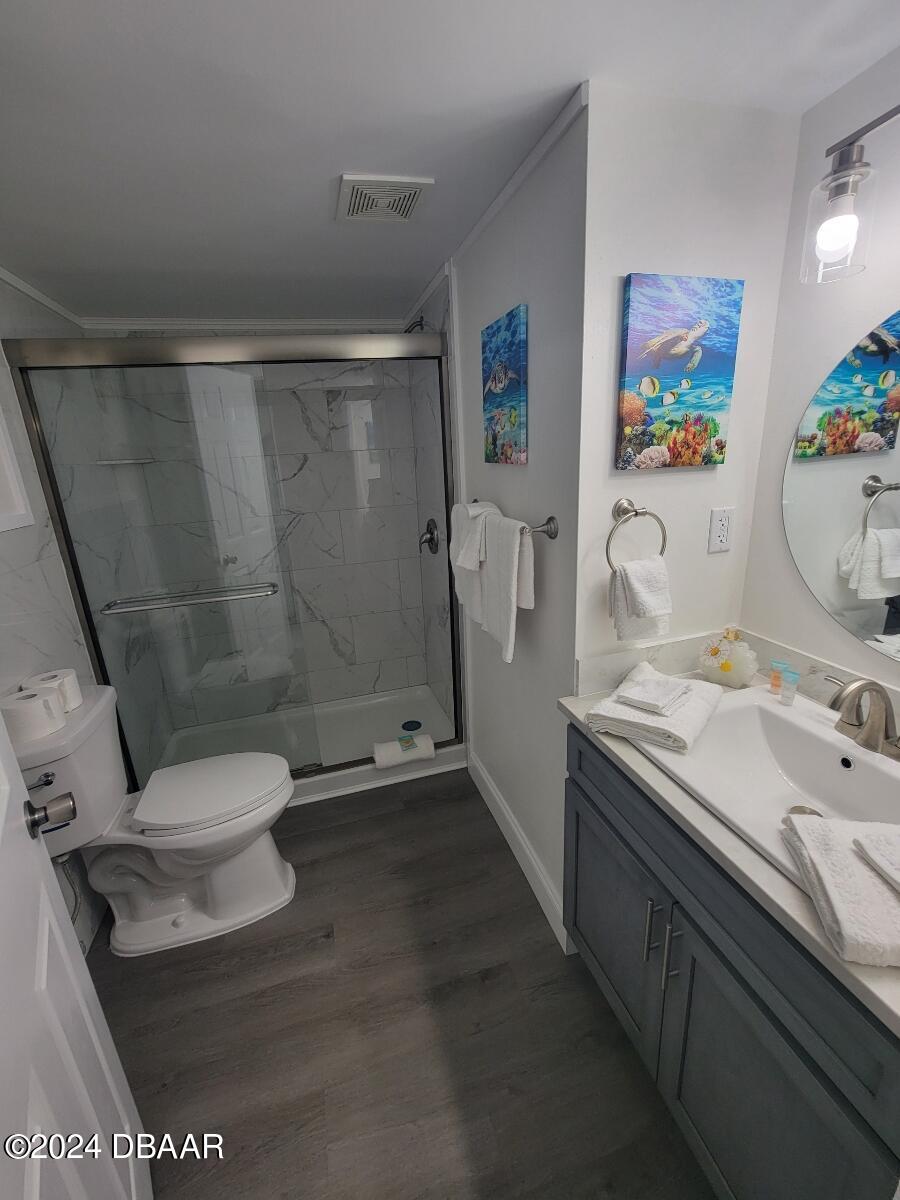 1909 S Atlantic Avenue, 203,204