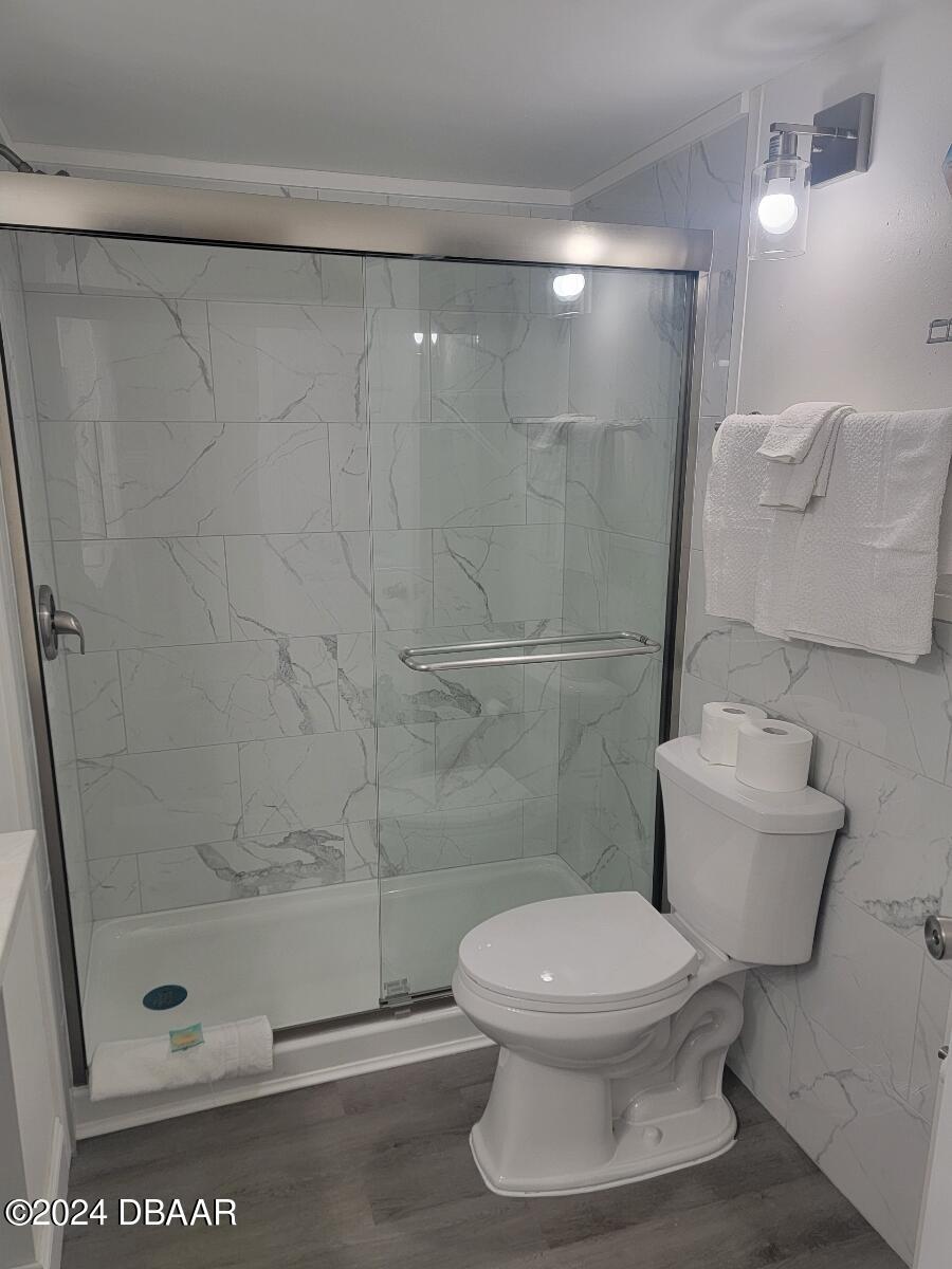 1909 S Atlantic Avenue, 203,204