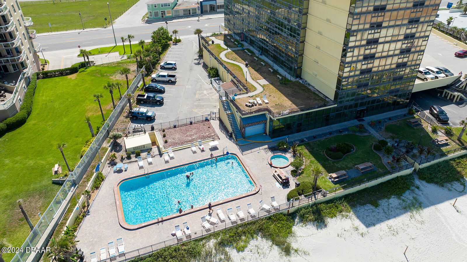 1909 S Atlantic Avenue, 203,204