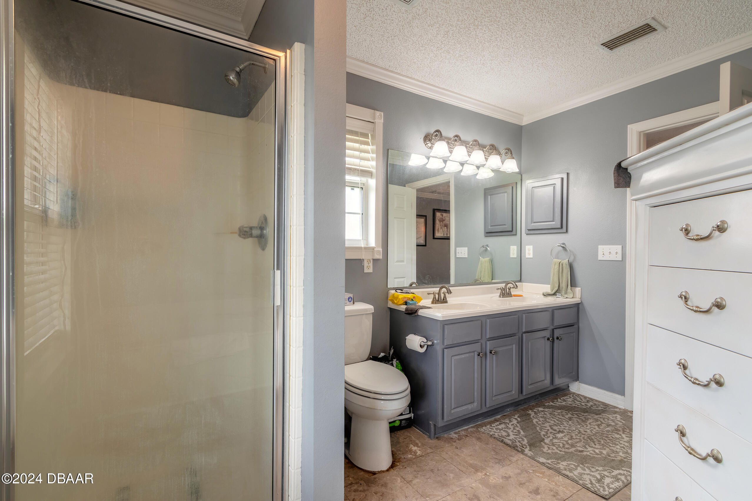 5422 Ward Lake Drive