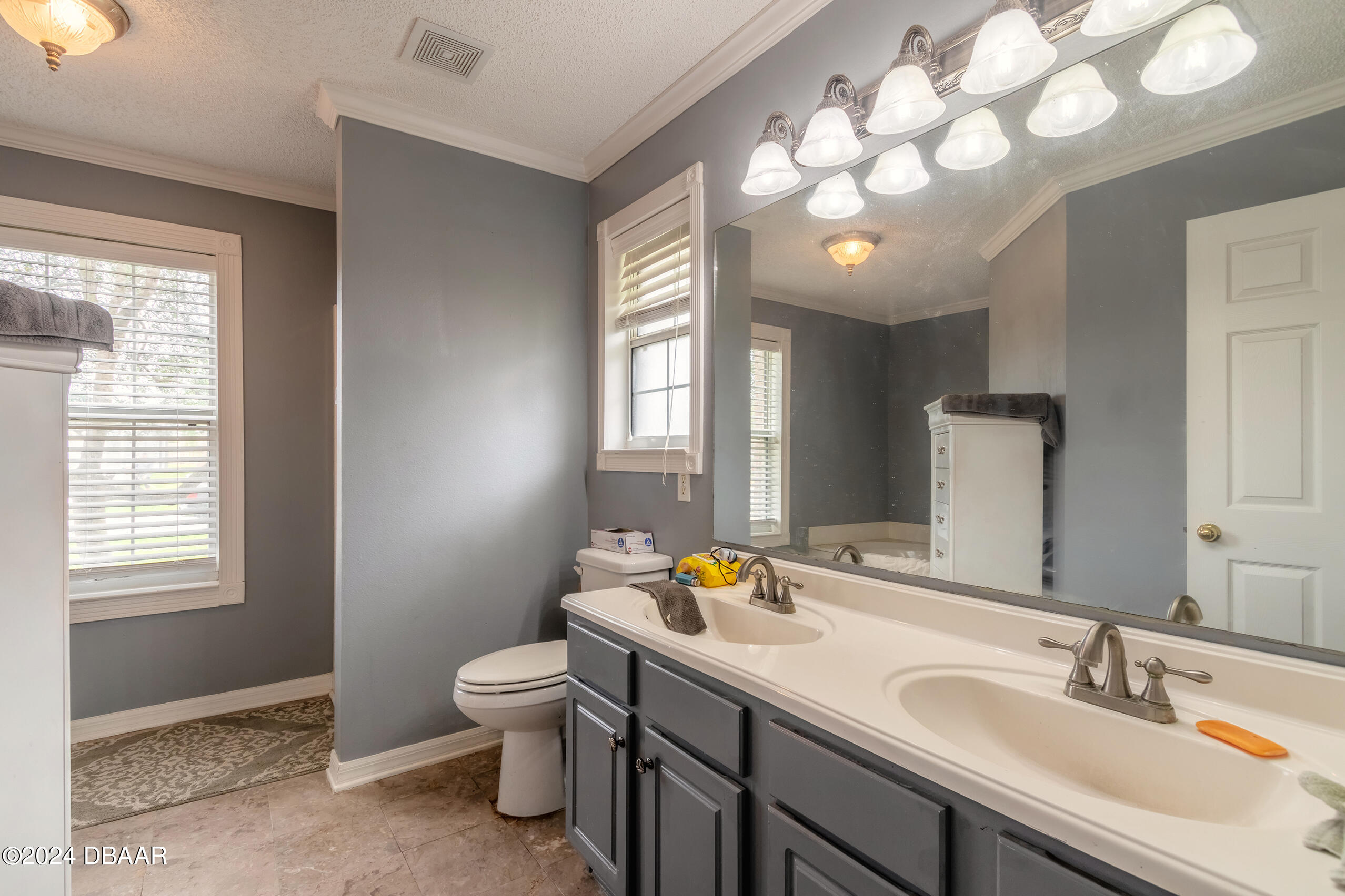 5422 Ward Lake Drive