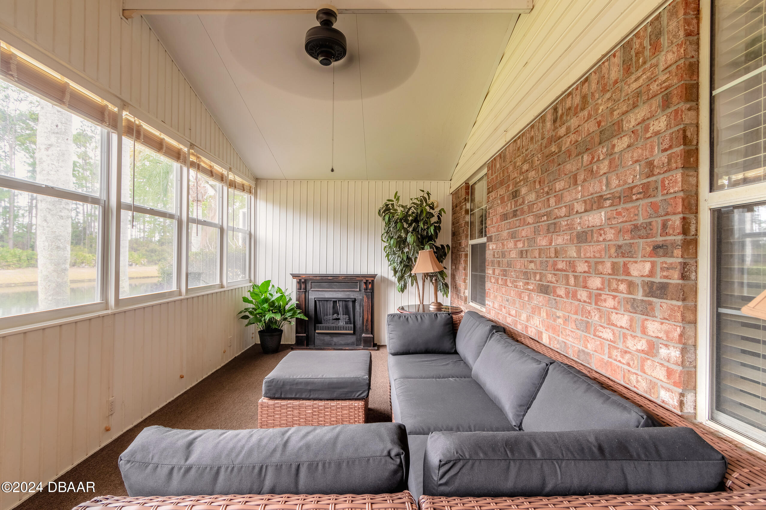 5422 Ward Lake Drive