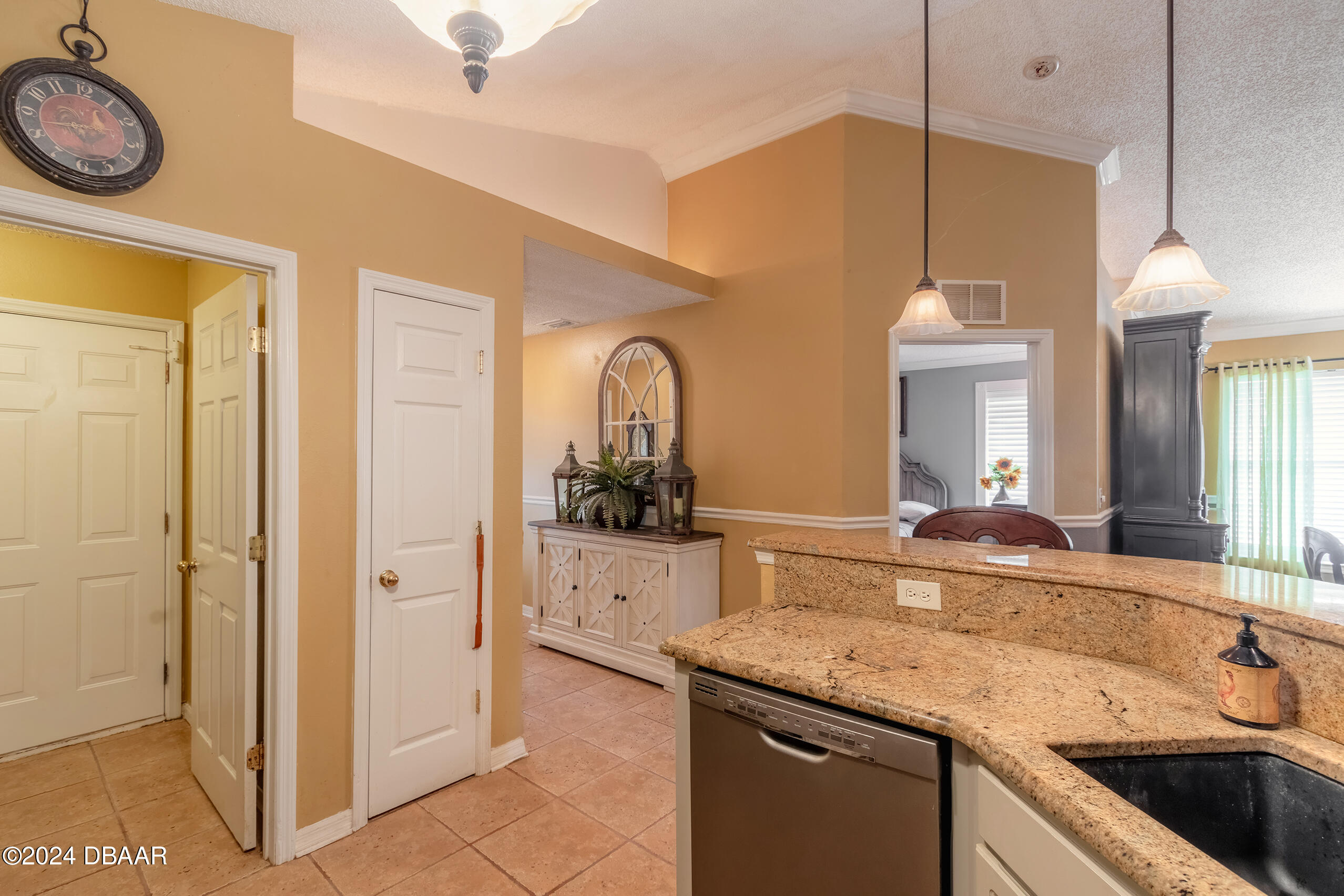 5422 Ward Lake Drive