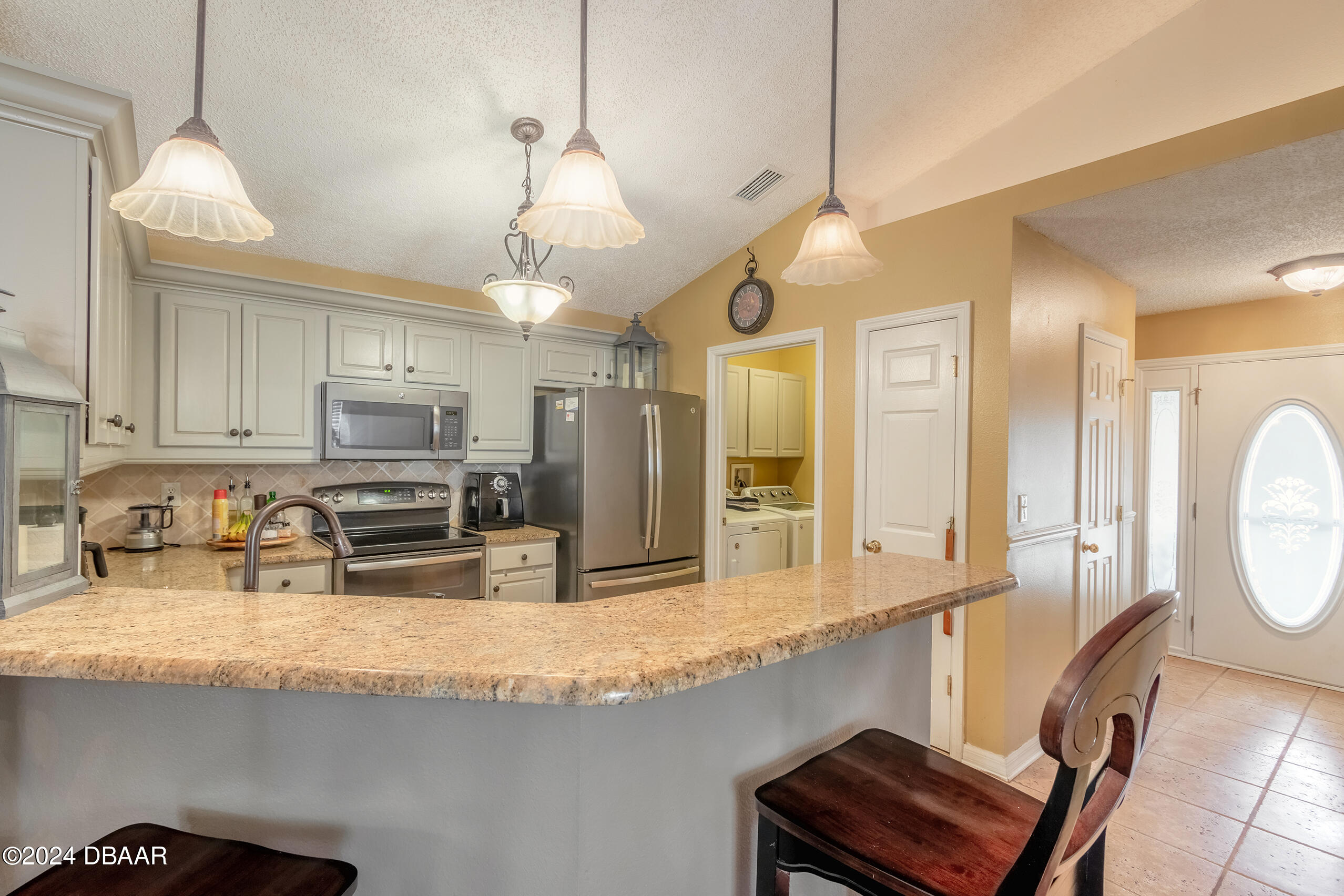 5422 Ward Lake Drive