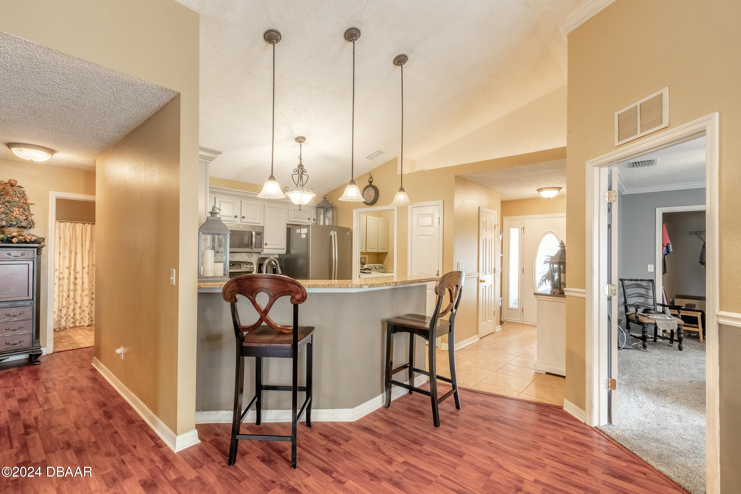 5422 Ward Lake Drive