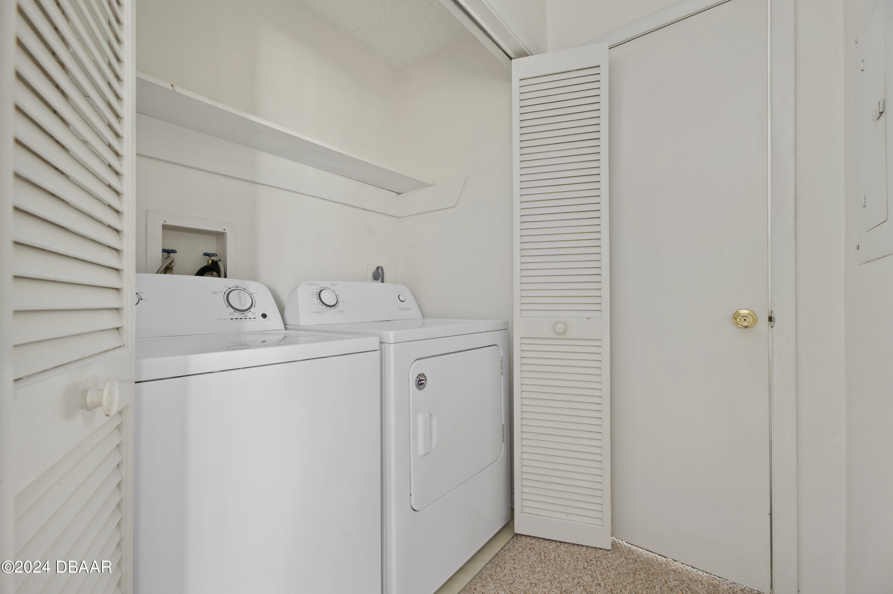 1600 Big Tree Road, I8