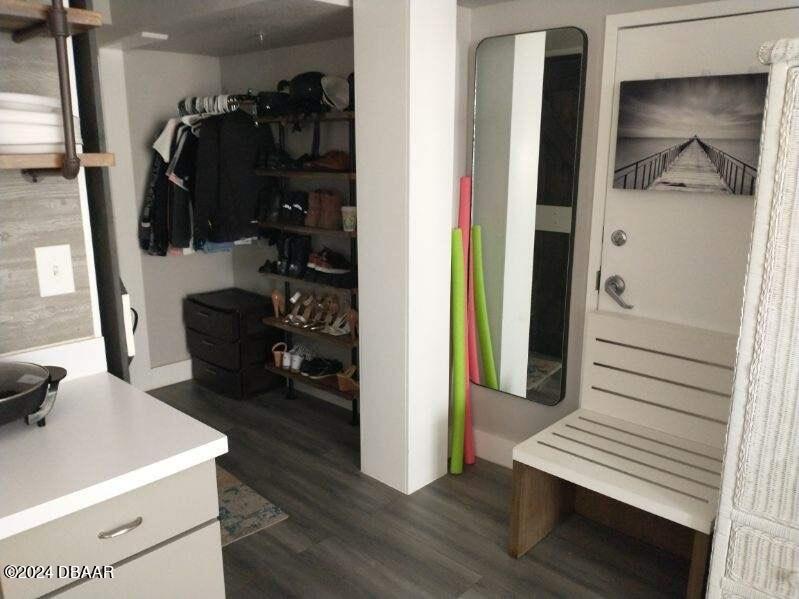 1909 S Atlantic Avenue, 607 & 608