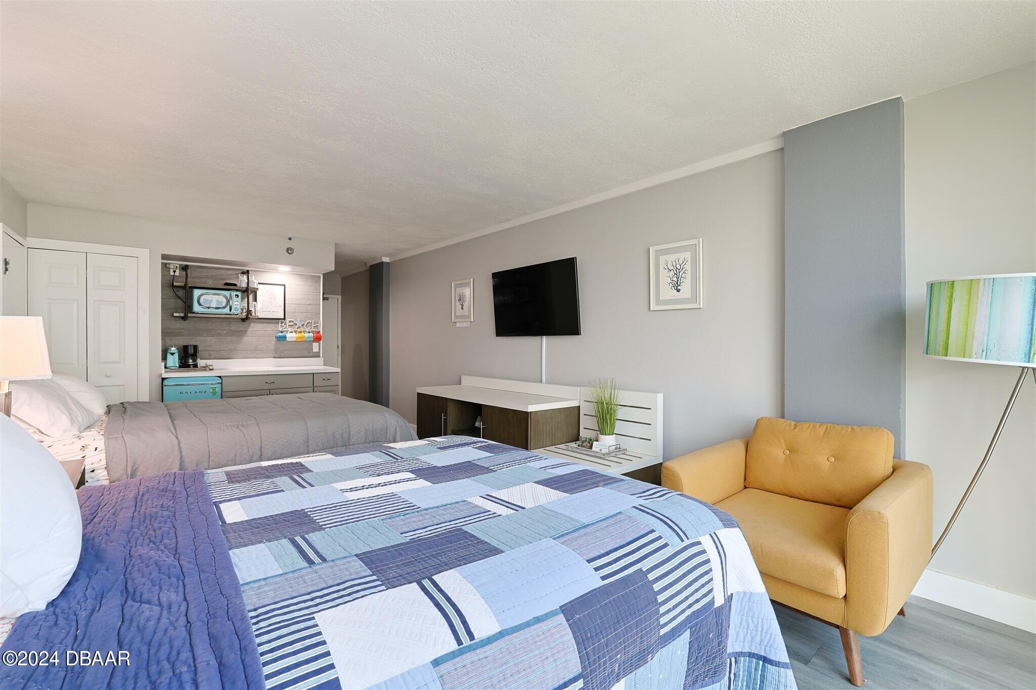 1909 S Atlantic Avenue, 607 & 608