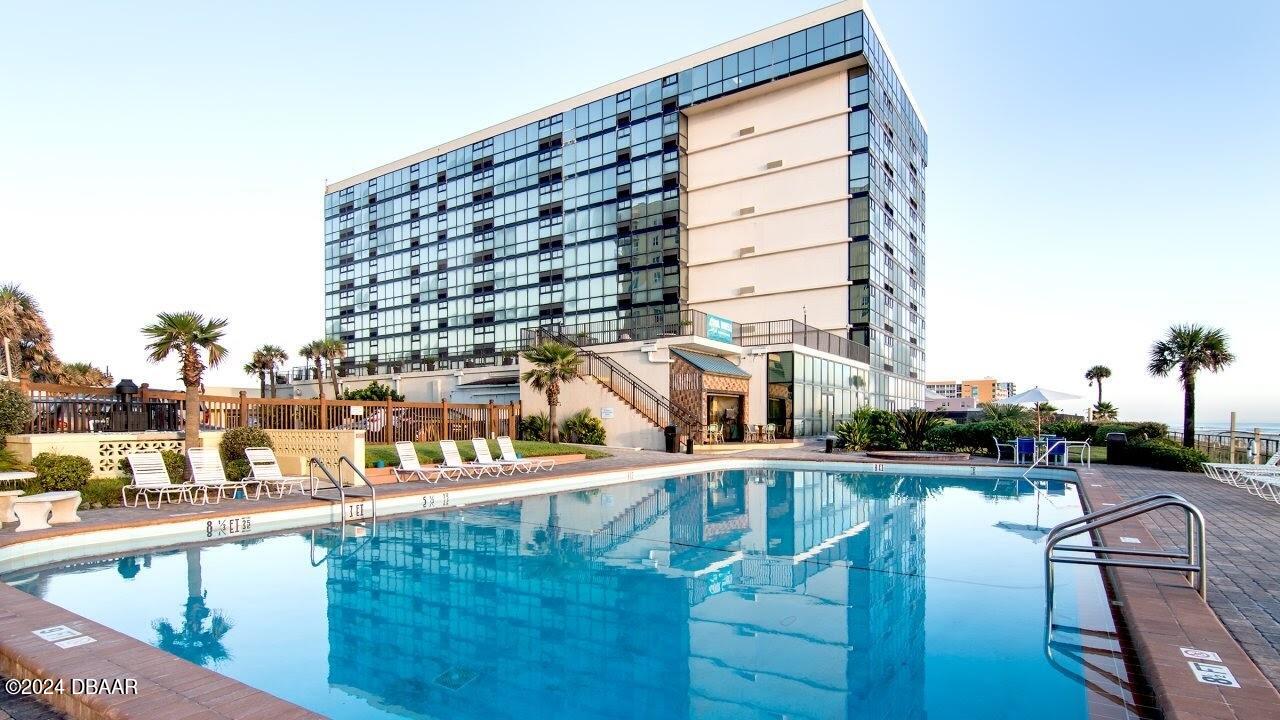 1909 S Atlantic Avenue, 607 & 608