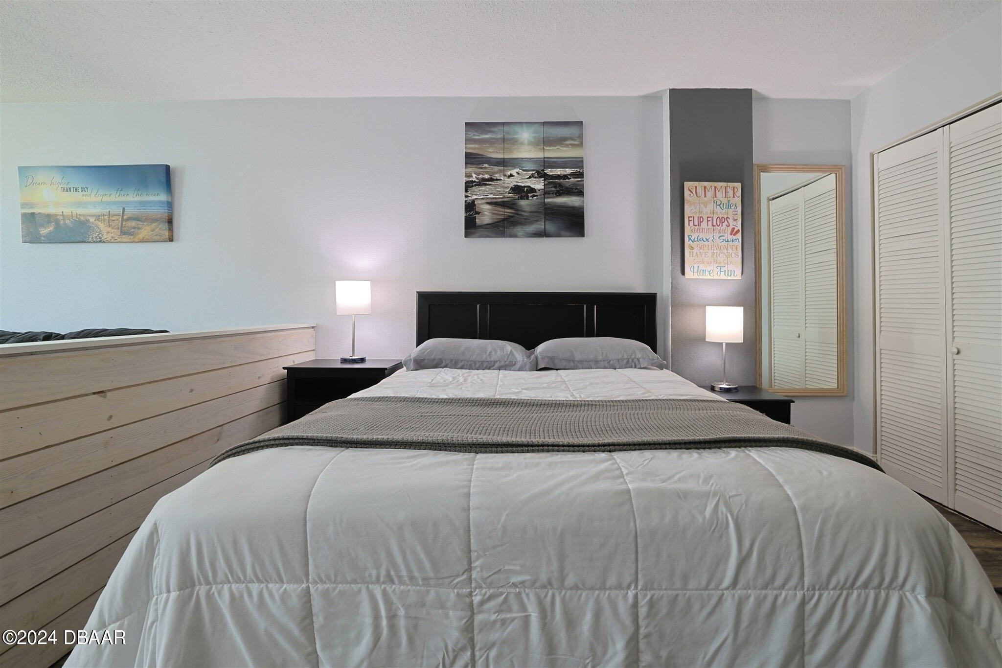 1909 S Atlantic Avenue, 902