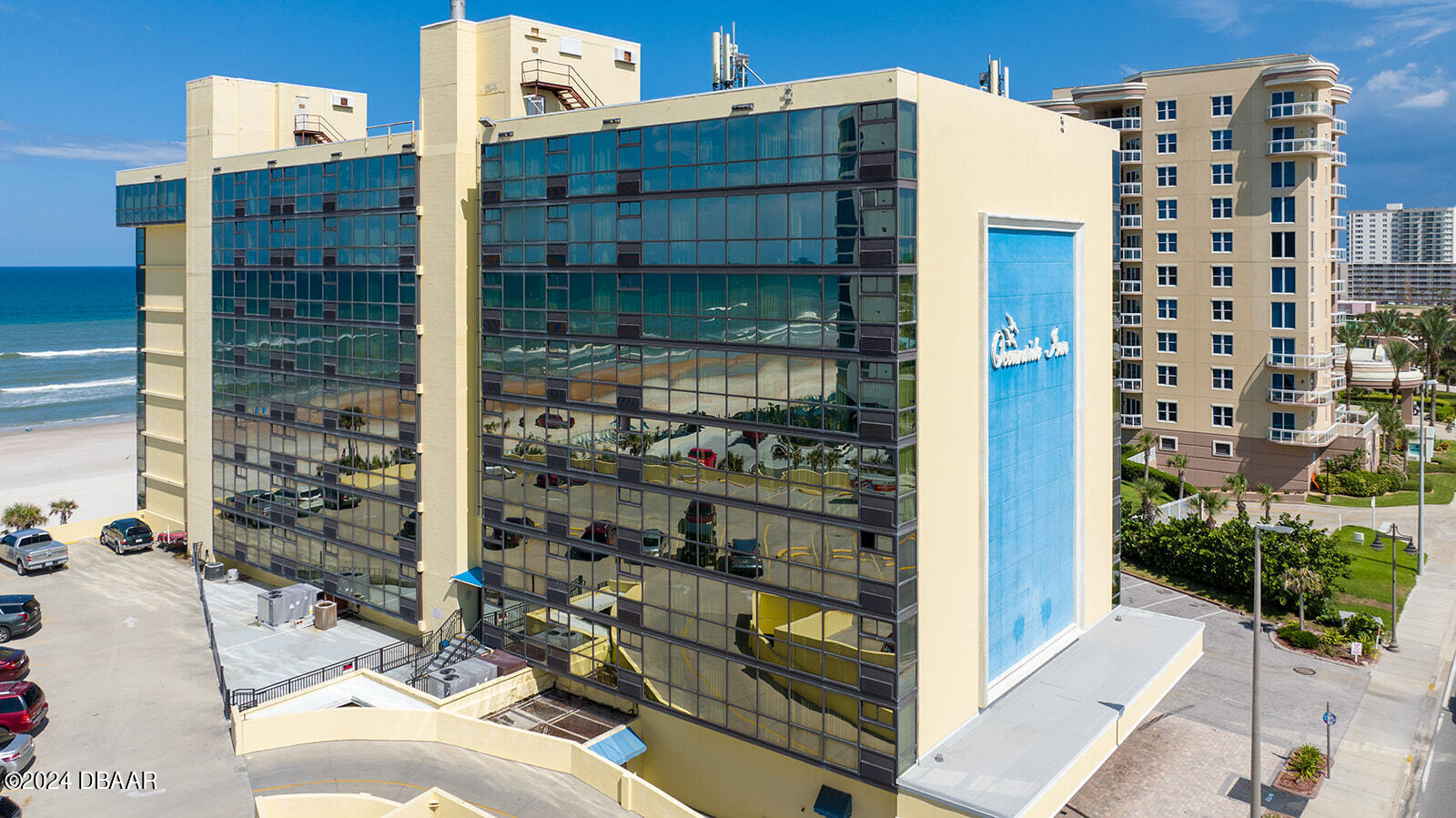 1909 S Atlantic Avenue, 902