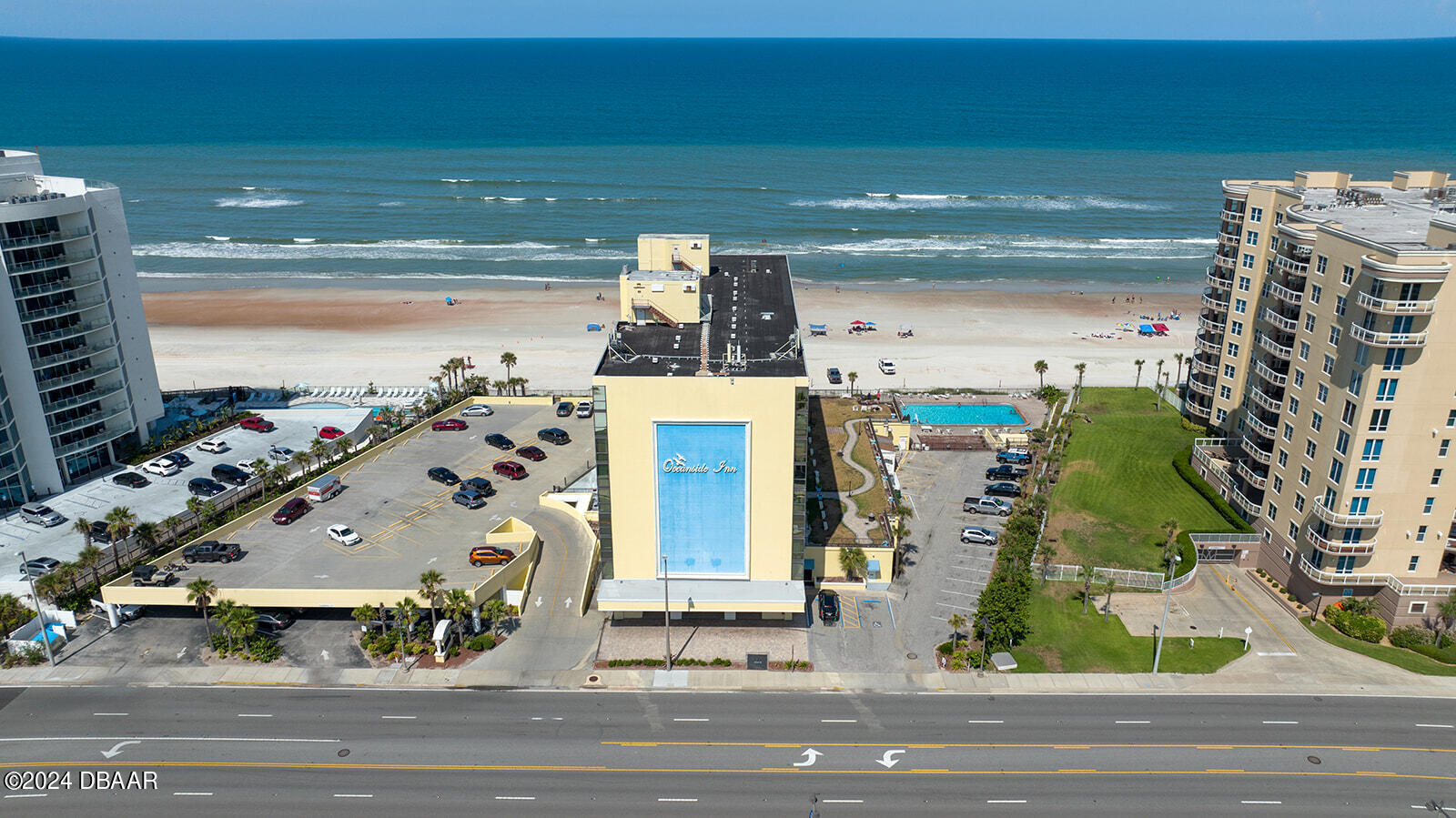 1909 S Atlantic Avenue, 902