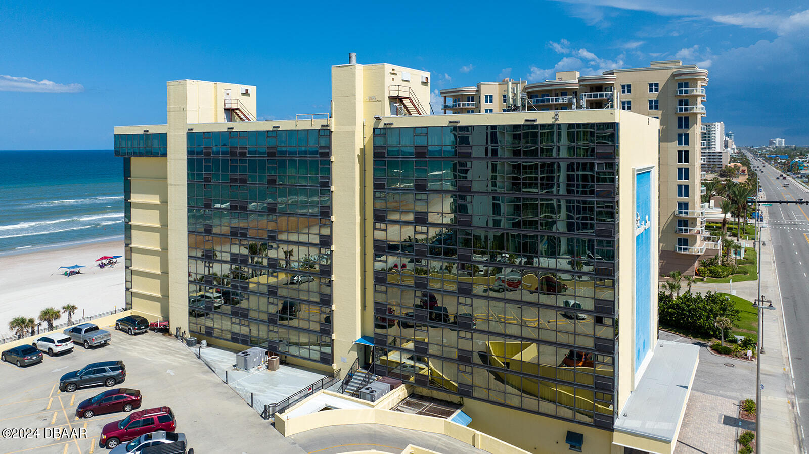 1909 S Atlantic Avenue, 902