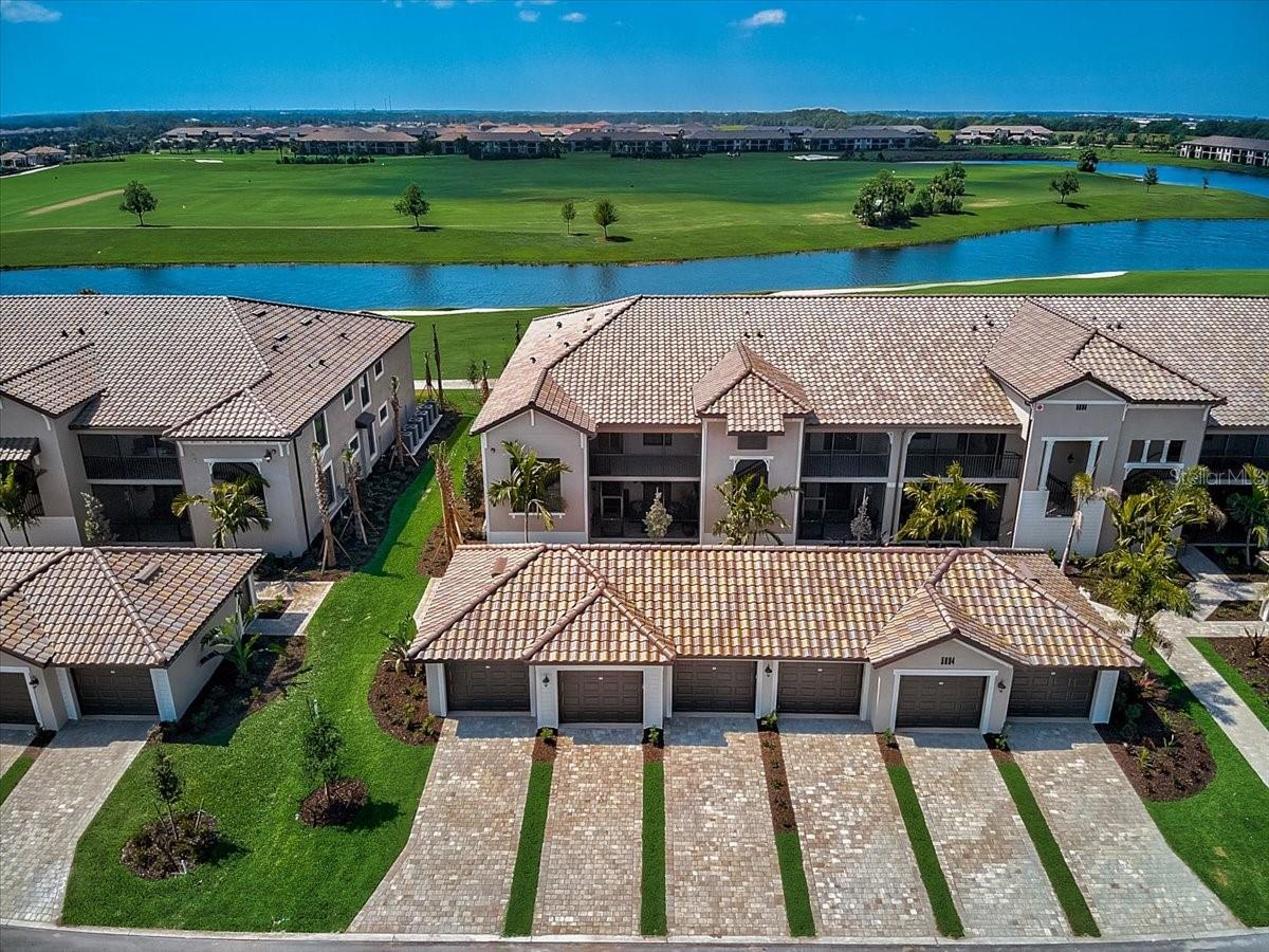 5694 PALMER CIR #101