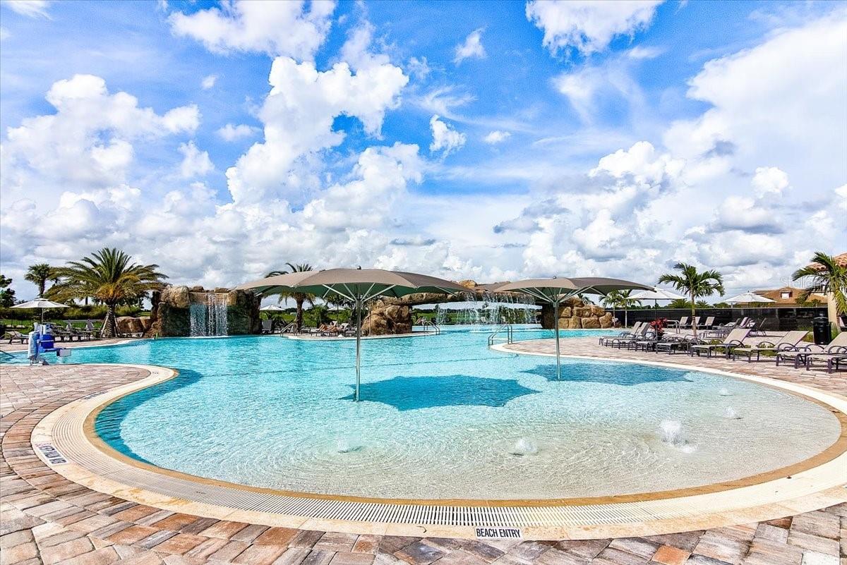 5694 PALMER CIR #101